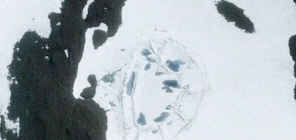 Motte and Bailey Castle Discovered In Antarctica - Antarctica Journal News